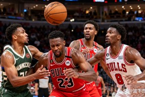 关于清晨密尔沃基雄鹿备战NBA季后赛，防线松动细节曝光，引发热议，球队文化再被提及的信息u8官方在线登录