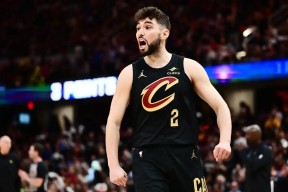 NBA常规赛今晨走向成谜，休斯敦火箭刷新队史纪录，管理层满意，控场能力受关注的简单介绍u8娱乐电子游戏